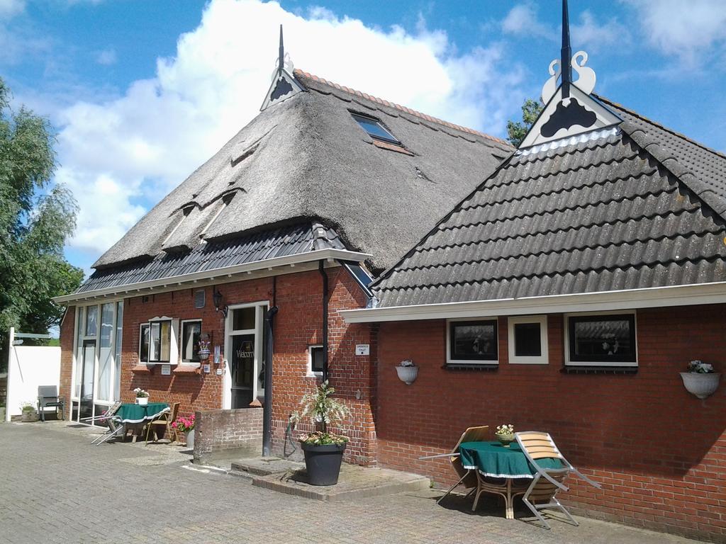 Bed & Breakfast Meinsma Moddergat Exteriör bild