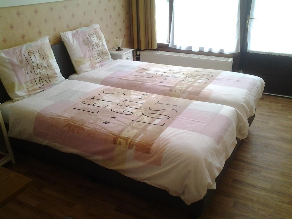 Bed & Breakfast Meinsma Moddergat Exteriör bild