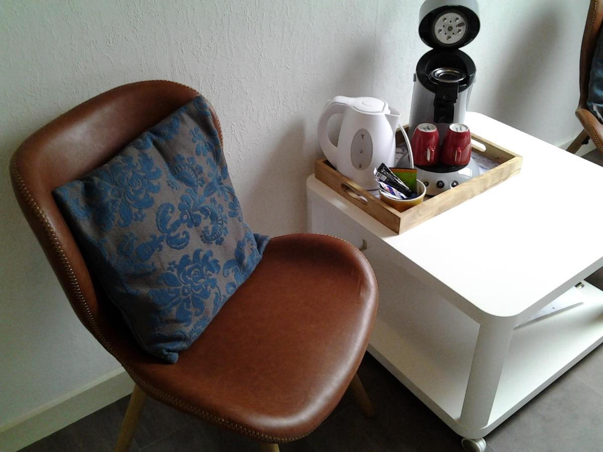 Bed & Breakfast Meinsma Moddergat Exteriör bild