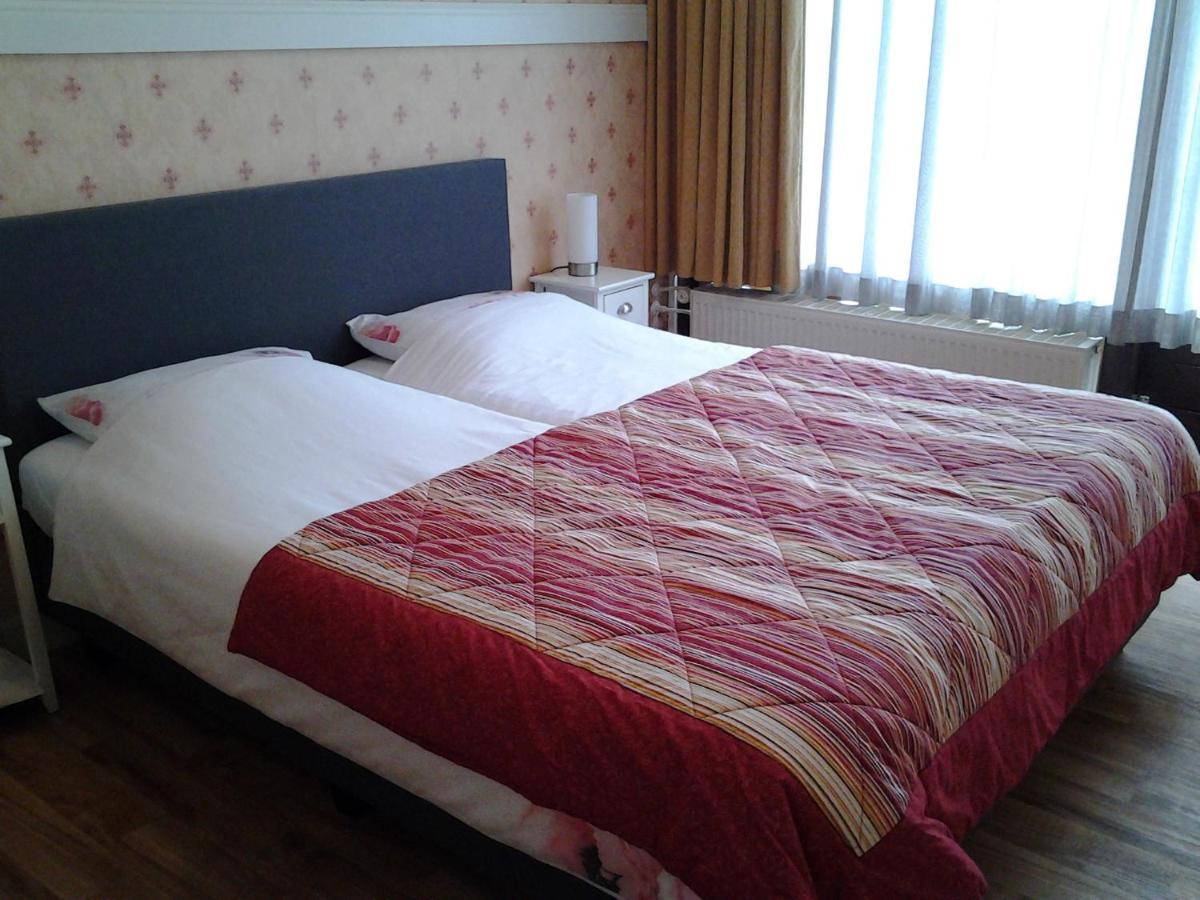 Bed & Breakfast Meinsma Moddergat Exteriör bild